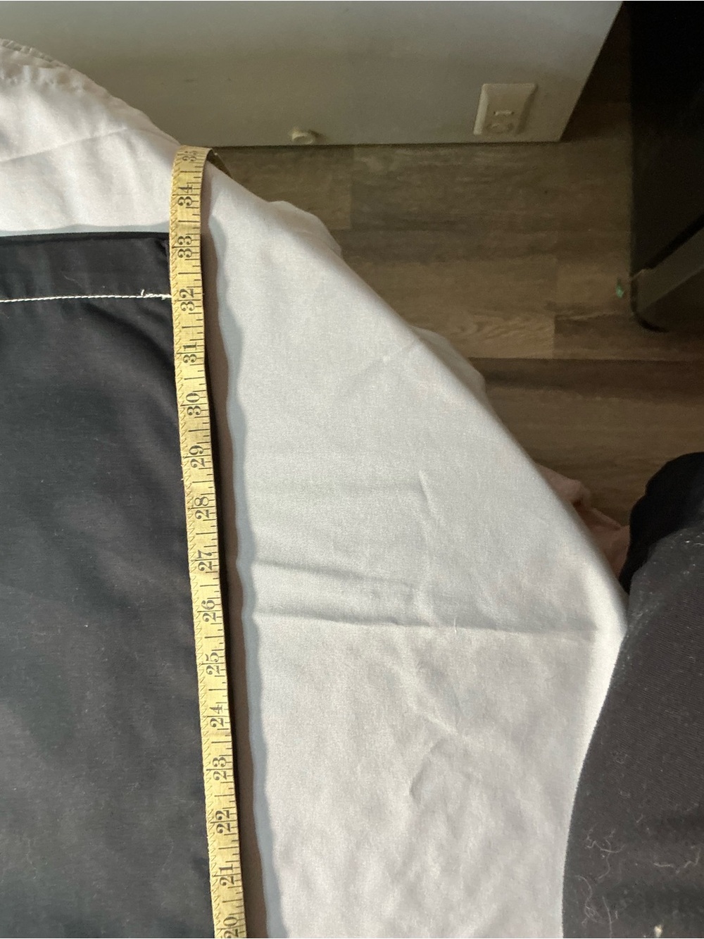 True Religion Men’s Black Slim Straight Jeans with White Contrast Stitching - Picture 7 of 15
